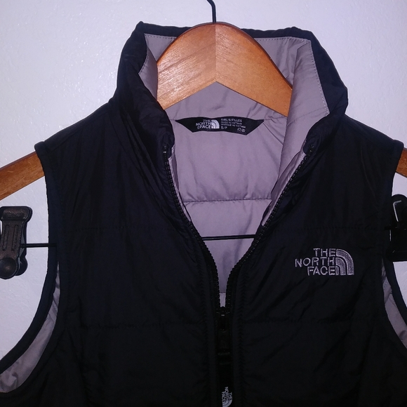 NWT The North Face Girls Harway Black Vest - Picture 4 of 5